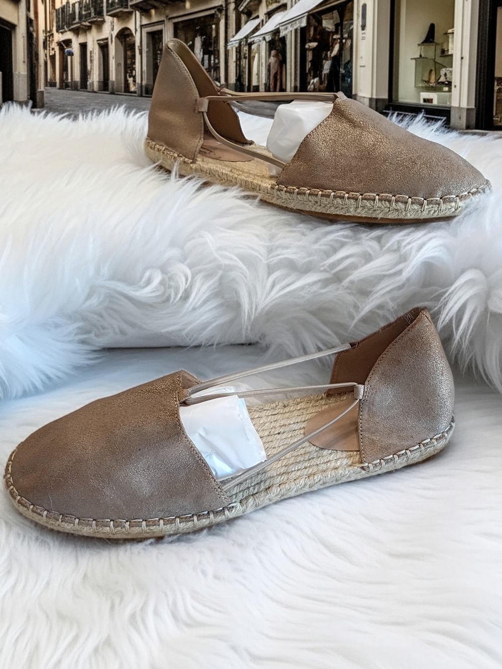 New Eileen Fisher Metallic Platinum Espadrille Flats Size 10
